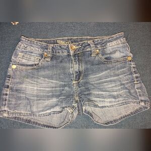 Papaya jeans shorts, size Medium